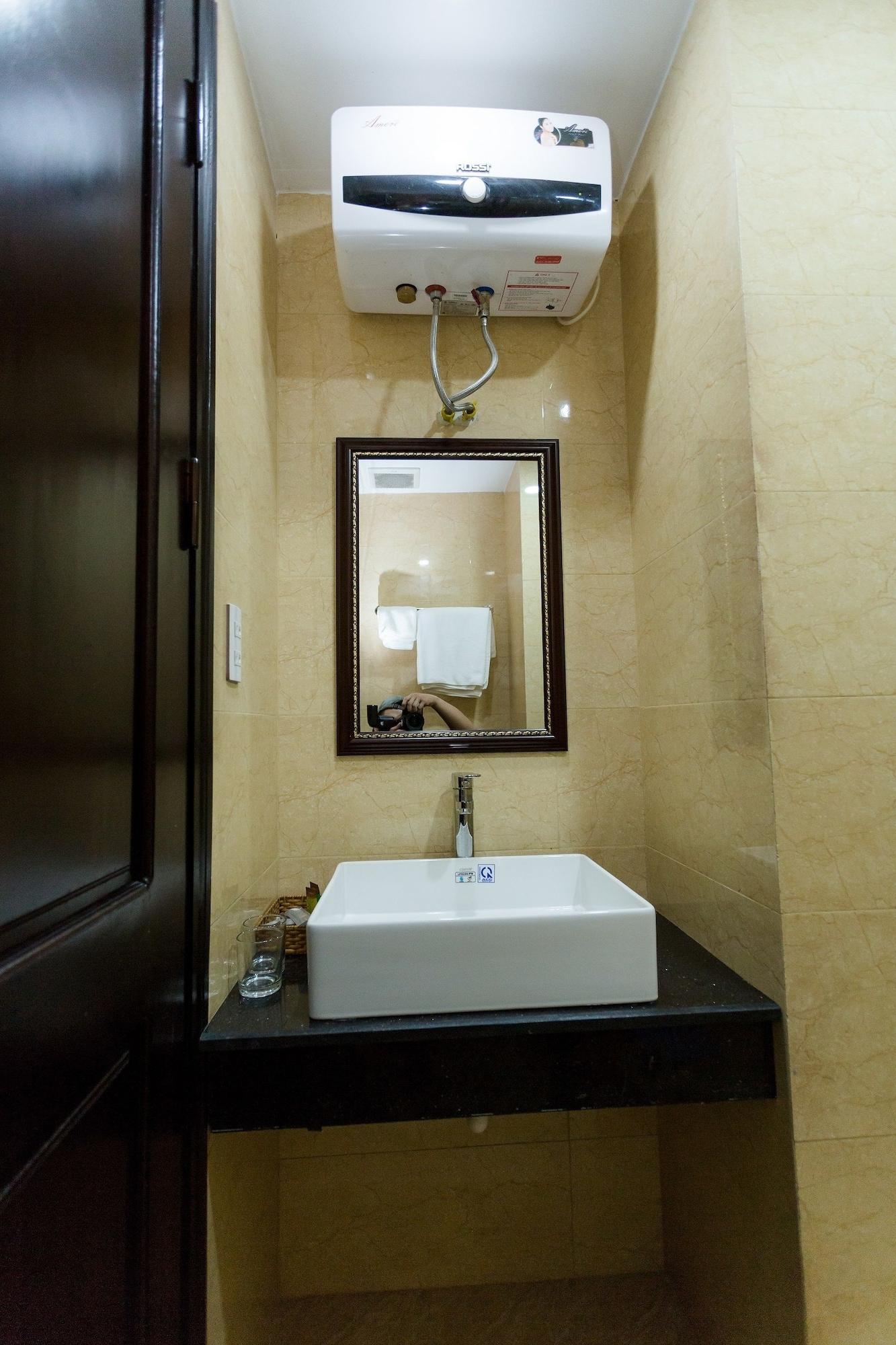 Manchester Hotel Danang Exterior photo